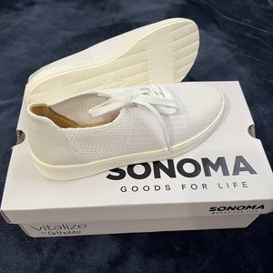 Brand New Classic White Sneakers Size 5